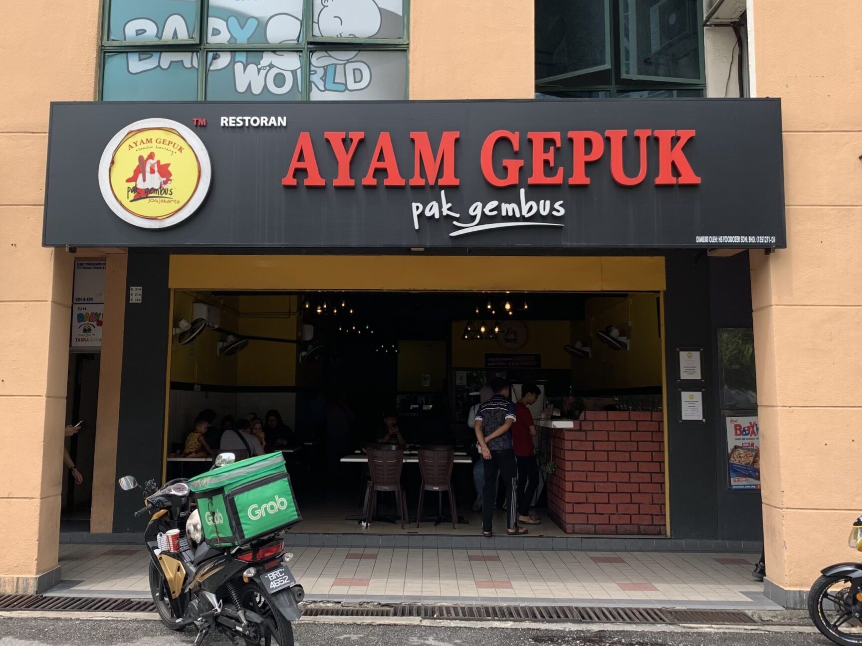 Ayam Gepuk Pak Gembus Kelana Jaya 1 ayam gepuk pak gembus kelana jaya
