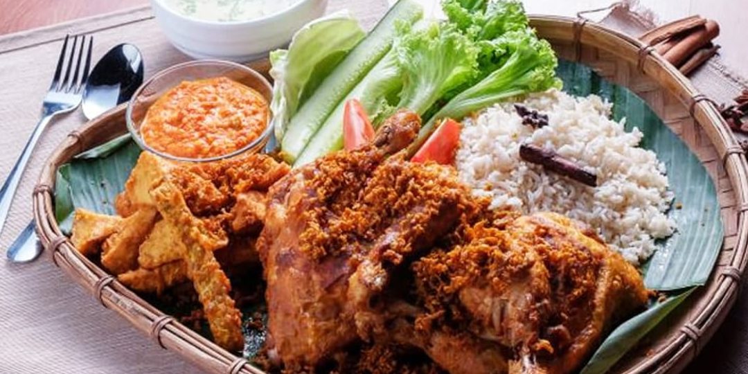 ayam penyet terbaik di kampung batu feringgi