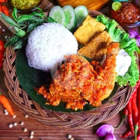 D' WARISAN AYAM PENYET 1 d warisan ayam penyet