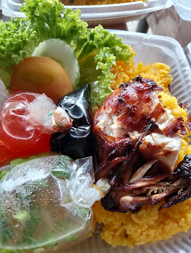 Cik su mi celup (Nasi ayam penyet)