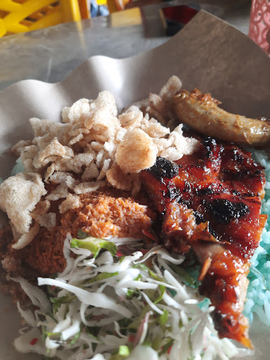 Kak Tie Nasi Kerabu Aye ( Ayam) Katok