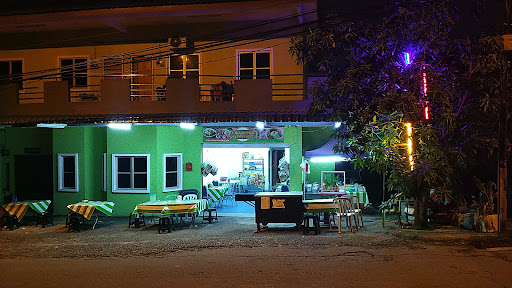 D'Kampung Ayam Penyet