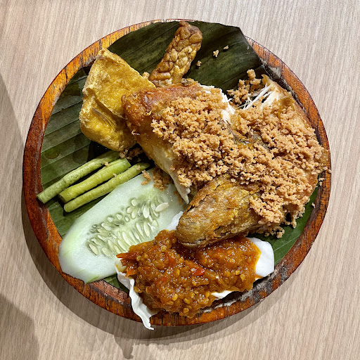 AYAM PENYET BEST @ KL GATEWAY