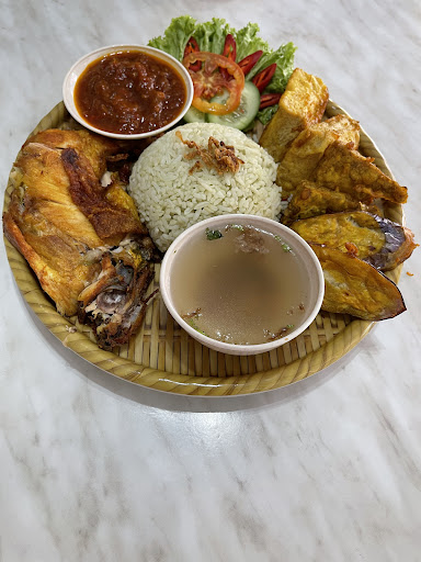 K&R RESTORAN AYAM PENYET RASA KAMPUNG