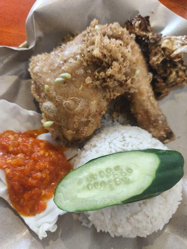 Ayam Geprek Sambal Tenyeh