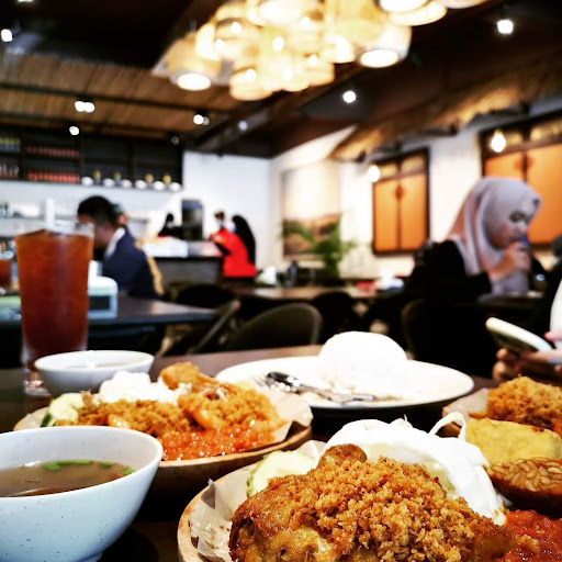 Ayam Penyet Kuala Selangor