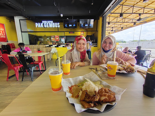 Ayam Gepuk Pak Gembus Melaka Lagenda