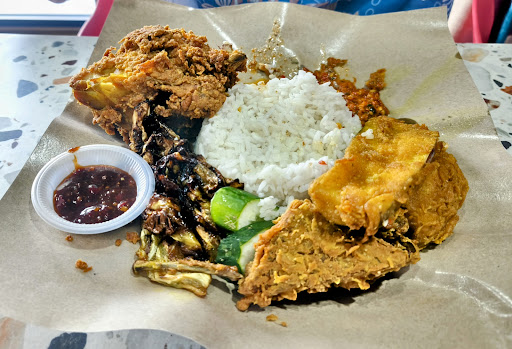 Ayam Gepuk Anak Desa (Nilai)