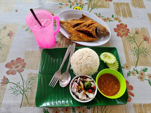 Warung Benteng Cempaka