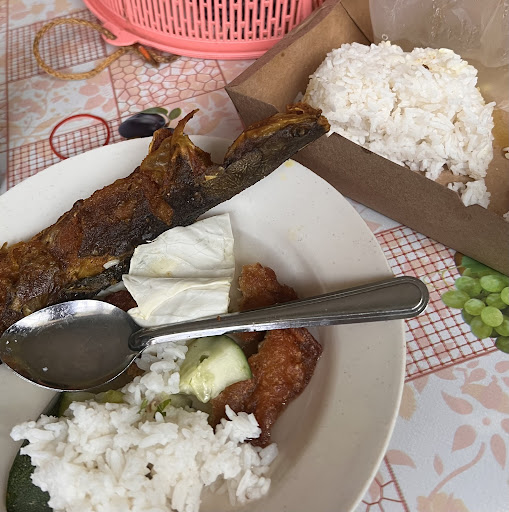 Ayam Gepuk Pak Mat