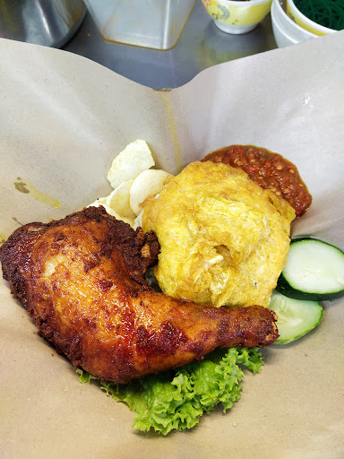 Ayam penyet @豪升2茶室