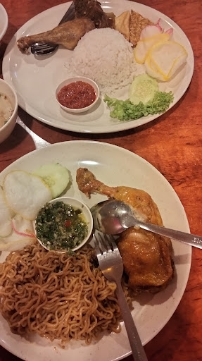 Y Cafe