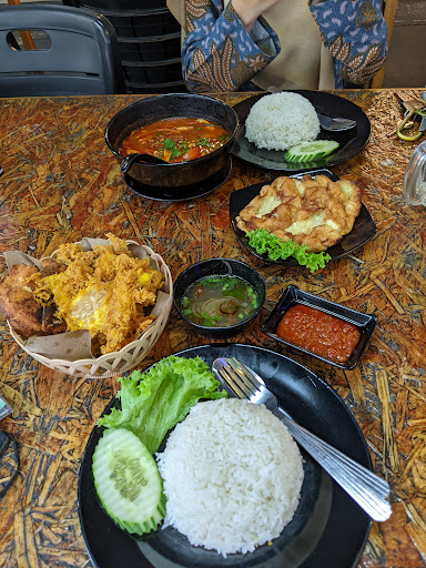 AZ Tom Yam • Bandar Perda