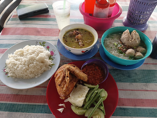 BAKSO CAFE PUTERA