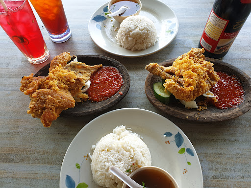 Ayam Penyet Godang Baru