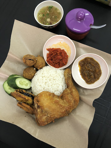 Warung Ayam Penyet Garuda & Bakso
