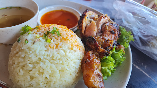Restoran Nasi Ayam Bakar Tapah Road ( Pekan Lumut, Perak )