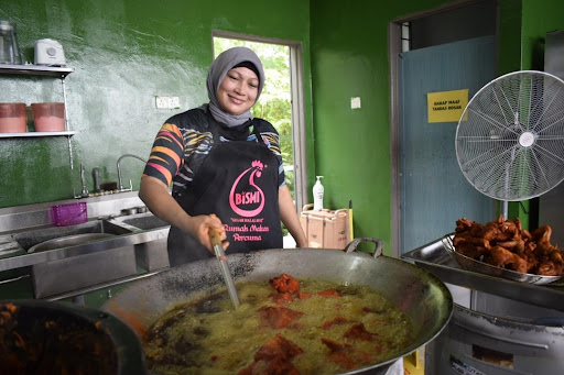 Rumah Makan Percuma by Ayam Bismi