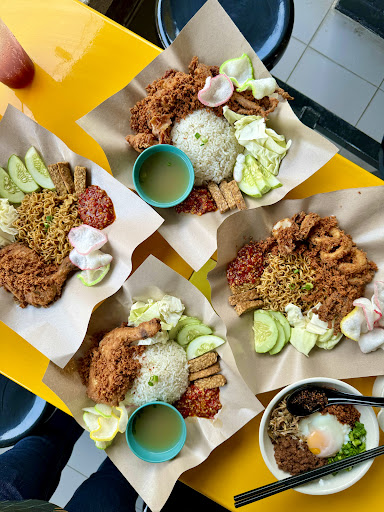 Ayam Gepuk Pak Raden Cmart Arau Ayam Gepuk Pak Raden Cmart Arau