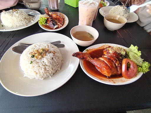 Aisyah Nasi Ayam