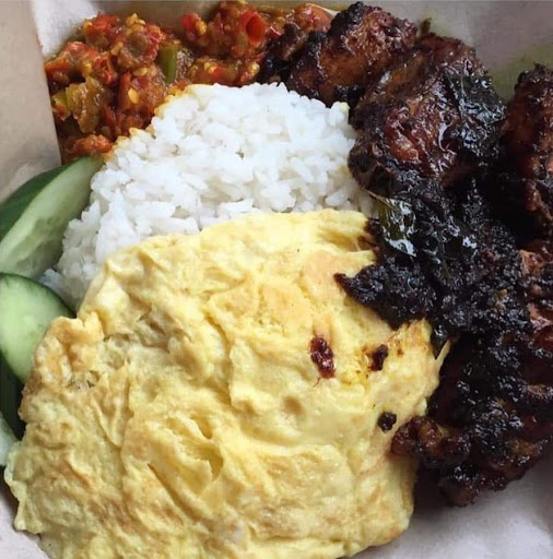 Nasi ayam kicap sambal meletop by Afiqq Kitchen