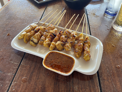 Kalut Cafe And Bar
