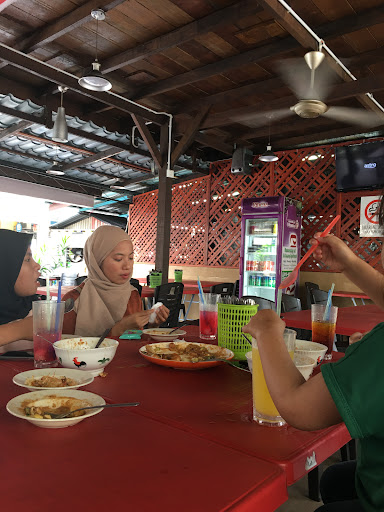 Zarie Laksa House