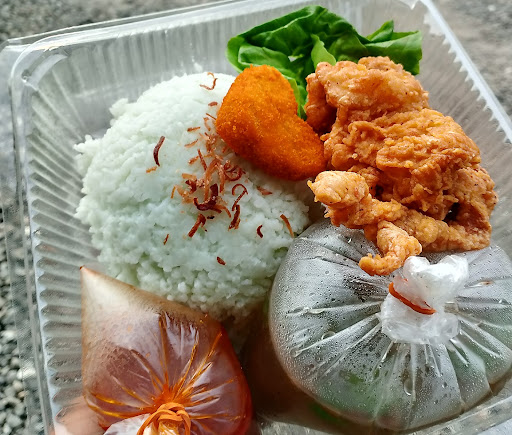 AYAM PENYET C MBAK AYAM PENYET C MBAK