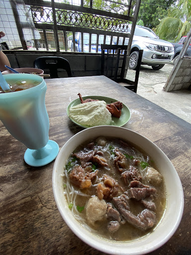 Ngiu Chap KB Cafe