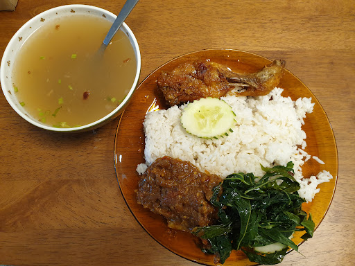 Nasi Ayam Penyet Teteh
