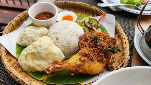 Liwagu Restaurant