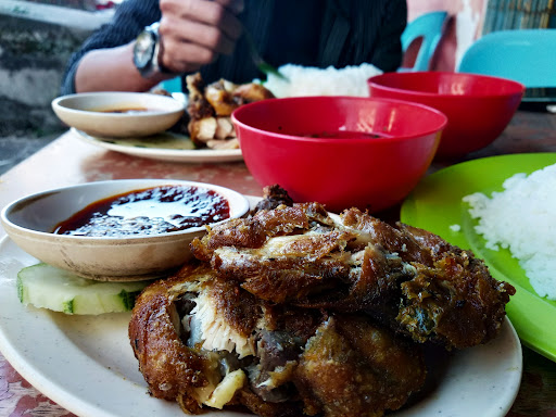 Kedai Kopi Sabar Menanti