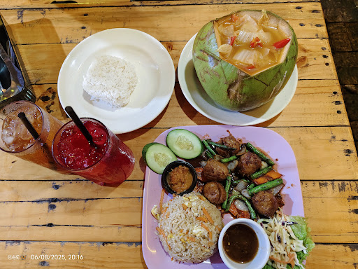 Naddy's Kitchen Simpang Tiga