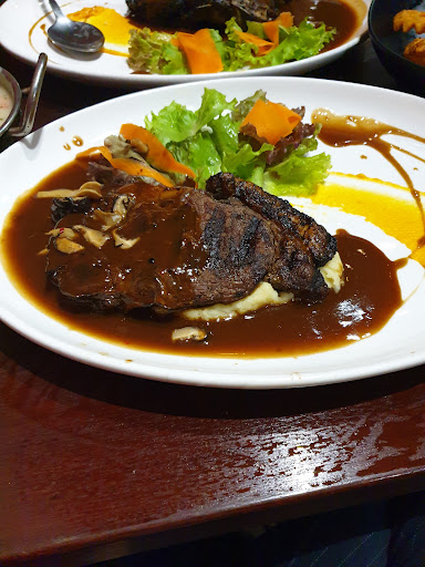 72 Kapitan Cafe