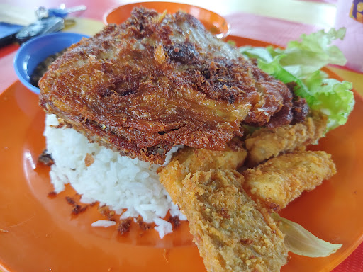 Kedai ayam penyet kak eja