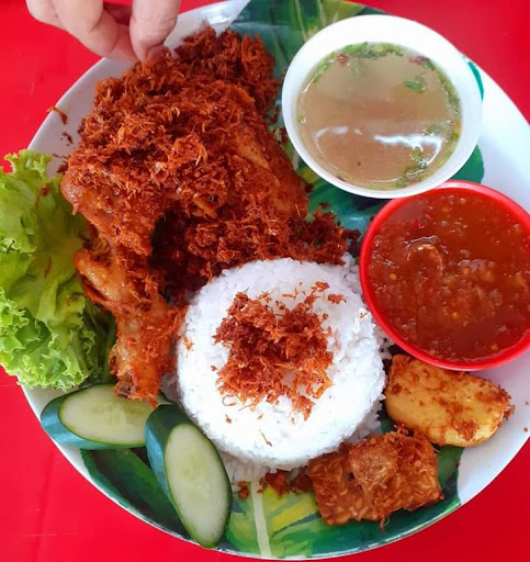 DINA AYAM PENYET CITARASA TOK KEDAH