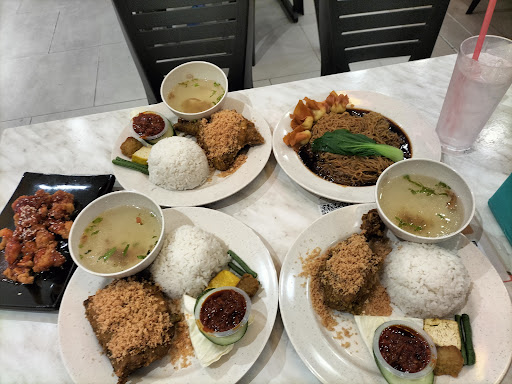 Ayam Penyet Best Station Mydin Semenyih