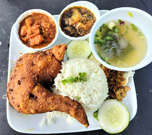 NASI AYAM PENYET SEMENYIH