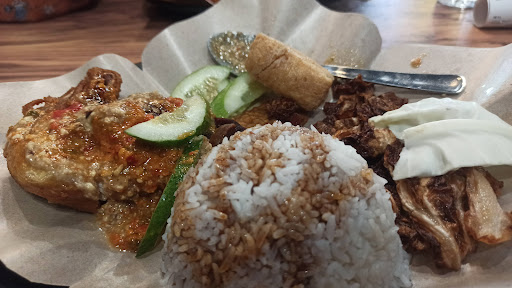 Ayam Gepuk Pak Gembus Kuala Terengganu Ayam Gepuk Pak Gembus Kuala Terengganu