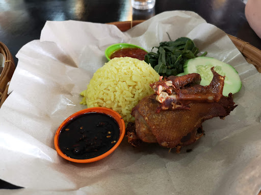 Warung Nasi Kuning