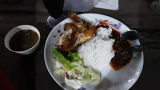 PONDOK PONDOK AYAM PENYET