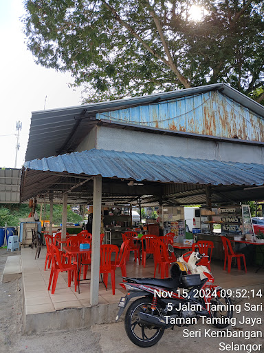 AYAM PENYET