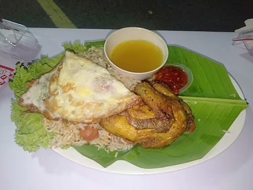 Ayam Penyet Pak Dhe Dan Budhe