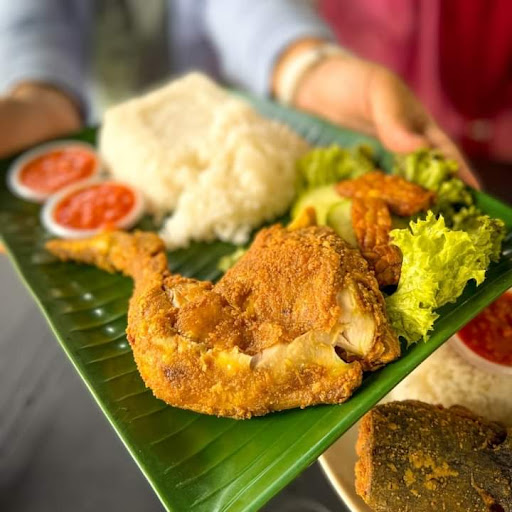 Mr Ayam Penyet(Gong Nering)