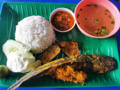 Restoran Ayam Penyet Ayuni