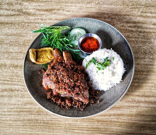 Nasi Ayam Penyet Abam Aji