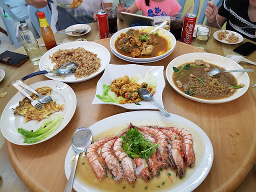 Restoran YJL 一家樂海鮮冷氣餐館 Restoran YJL 一家樂海鮮冷氣餐館