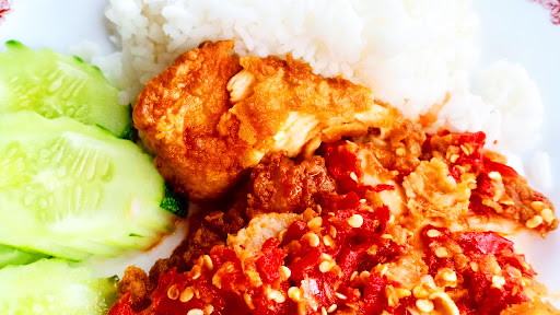 Nasi Ayam Geprek Sambal Meraung
