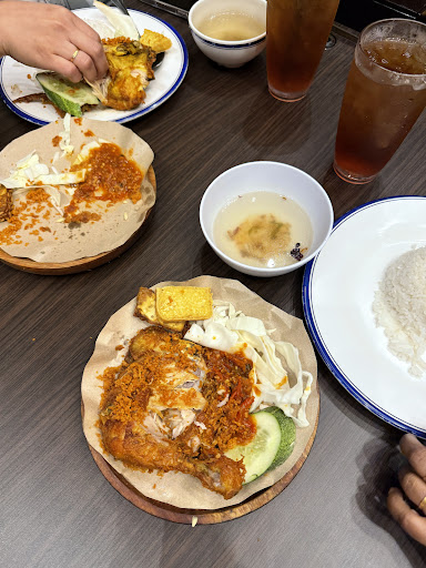 Ayam Penyet AP @NU Sentral