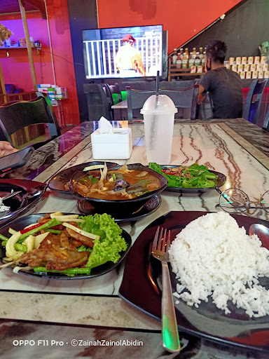 73 RESTORAN TOMYAM PEKAN NENAS